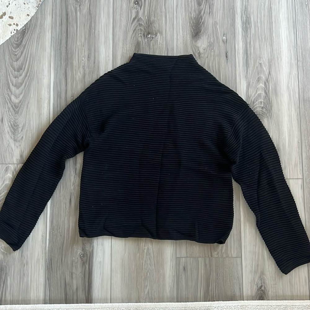 H&M ribbed black mock neck sweater. Size XS.